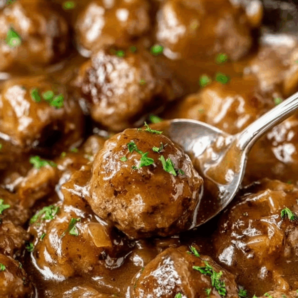 Meatballs and Gravy Recipe: The Ultimate Comfort Food - Yummy Temple